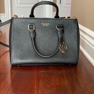 Henri Bendel New York Purse
